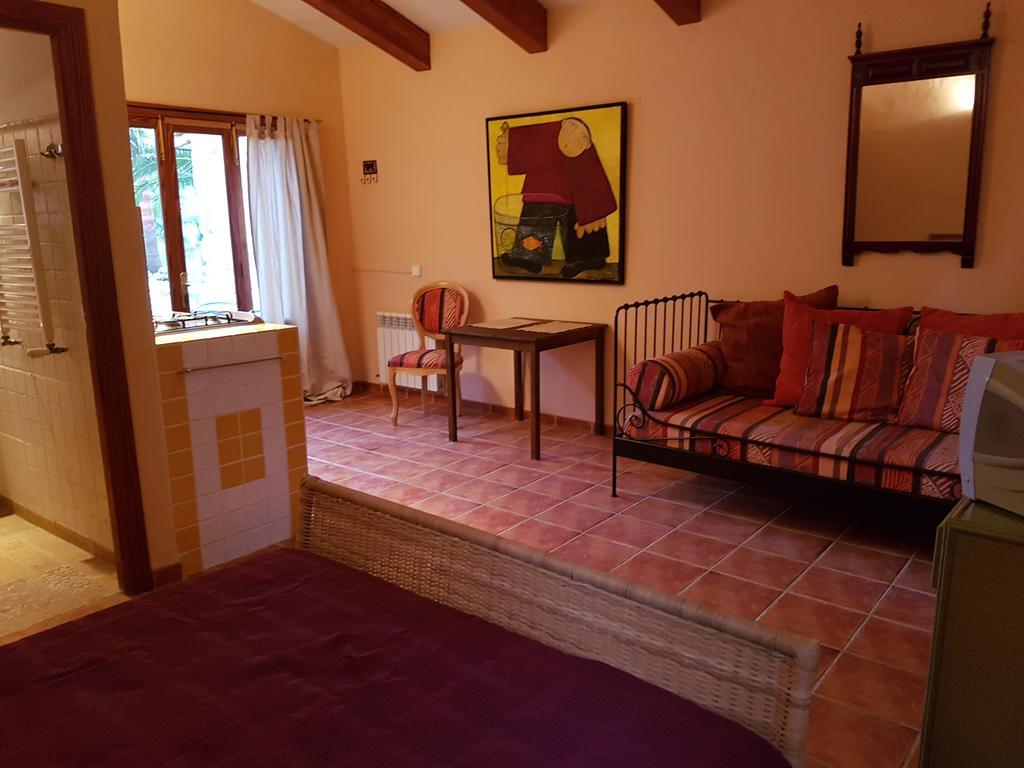 Hotel Finca Caballo Blanco Montuiri  Esterno foto