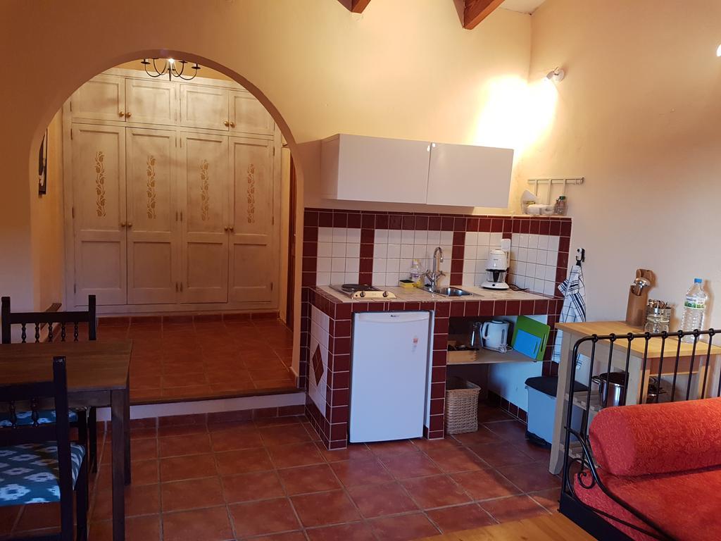 Hotel Finca Caballo Blanco Montuiri  Esterno foto