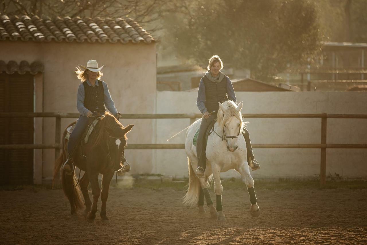 Hotel Finca Caballo Blanco Montuiri  Esterno foto