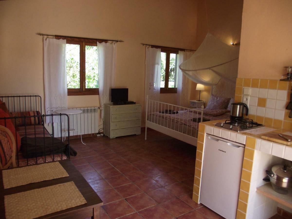 Hotel Finca Caballo Blanco Montuiri  Esterno foto