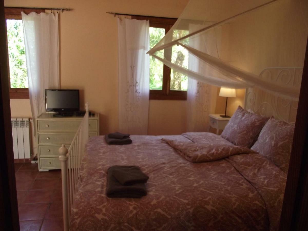 Hotel Finca Caballo Blanco Montuiri  Esterno foto